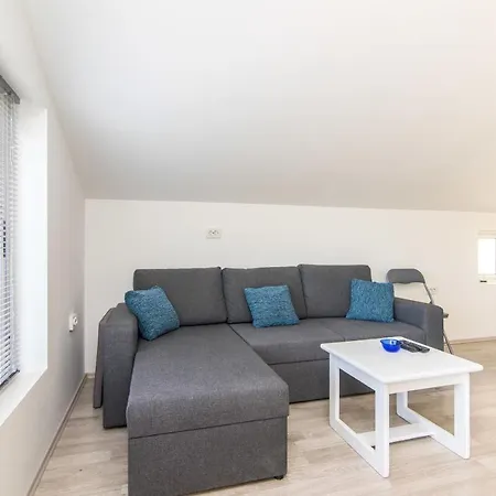 Loro Apartment Ploce (Dubrovnik-Neretva)