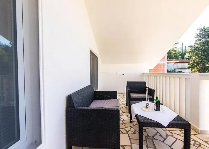 Loro Apartment *