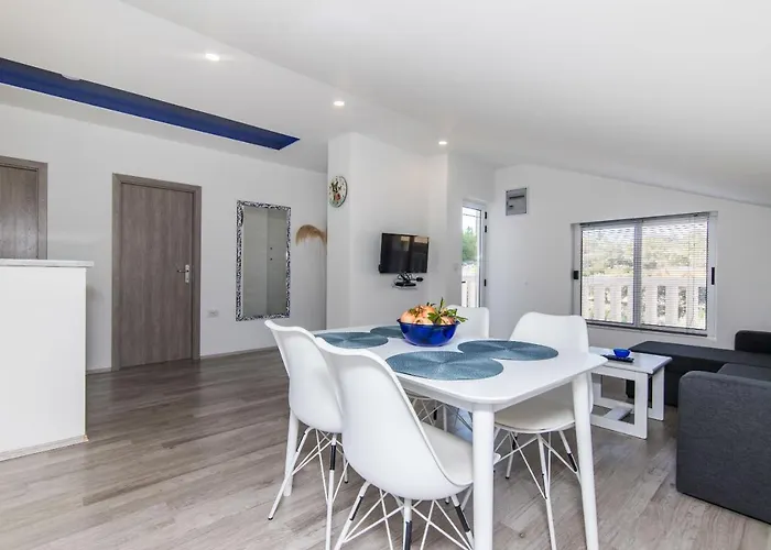 Apartment Loro Ploce (Dubrovnik-Neretva)