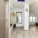 Loro Apartment *