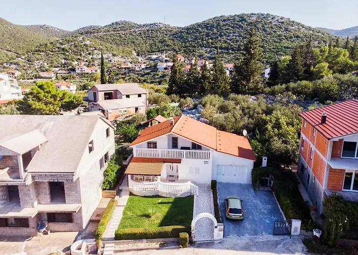 Loro Apartment Ploce (Dubrovnik-Neretva)